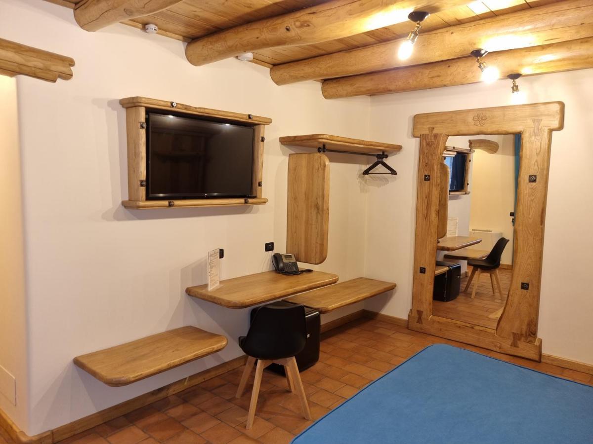 Etna Quota Mille Boutique Hotel, Typical Sicilian Food & Wine Randazzo Bagian luar foto
