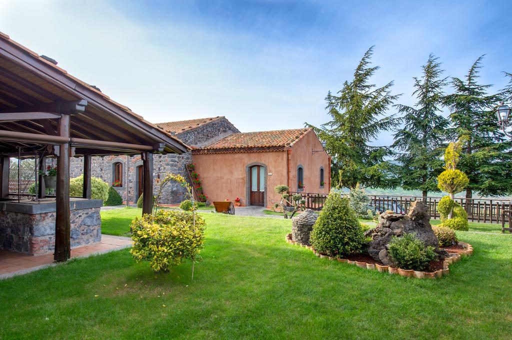Etna Quota Mille Boutique Hotel, Typical Sicilian Food & Wine Randazzo Bagian luar foto