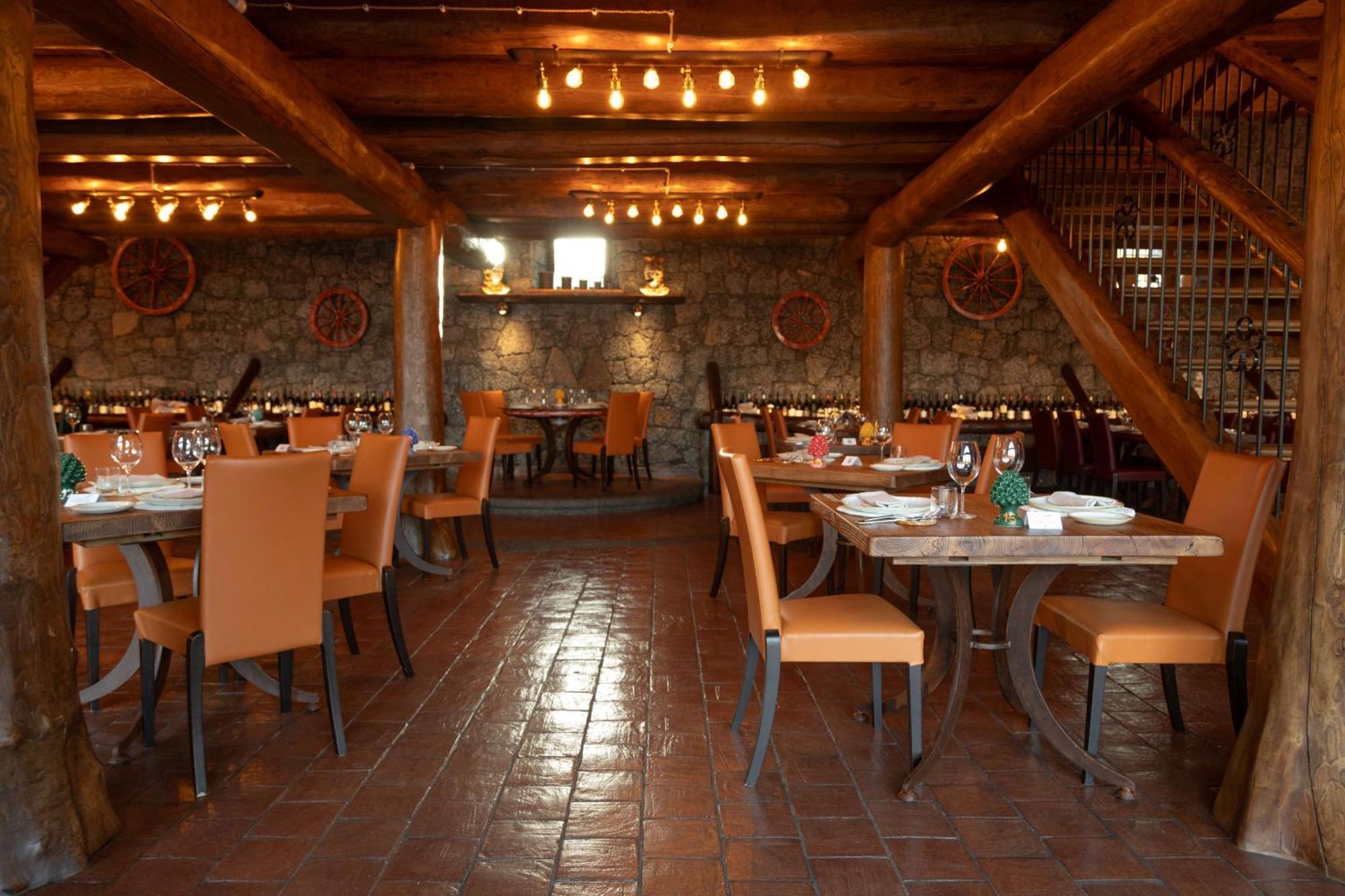 Etna Quota Mille Boutique Hotel, Typical Sicilian Food & Wine Randazzo Bagian luar foto