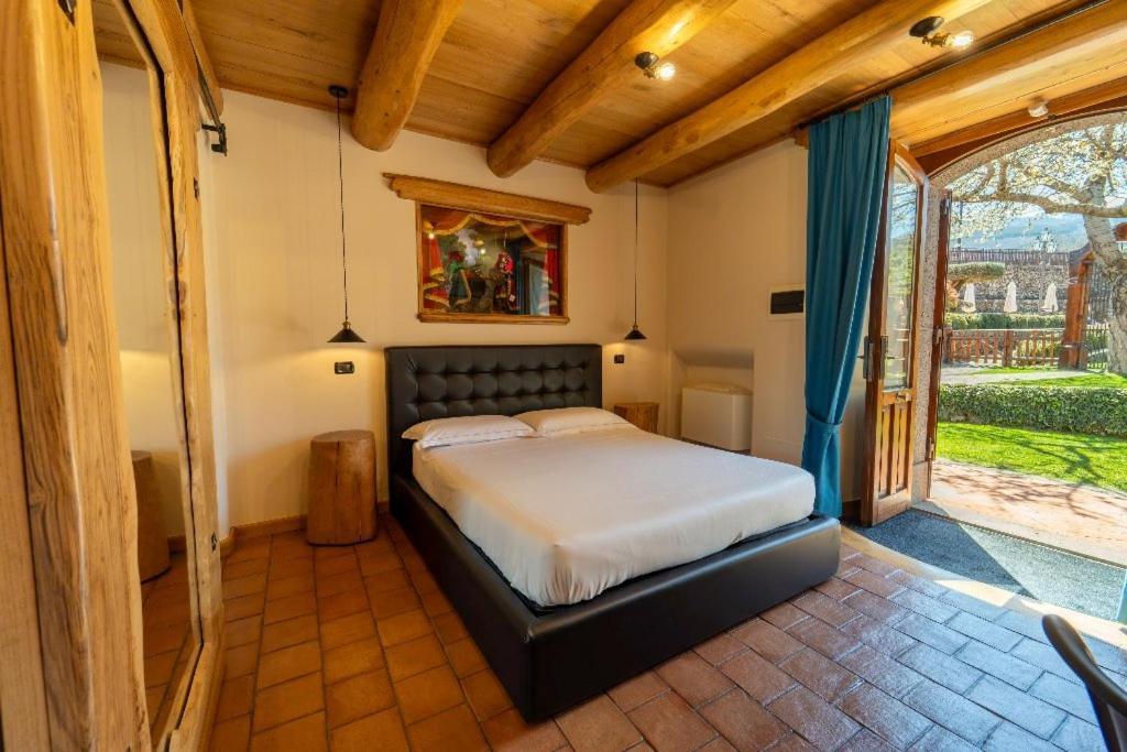 Etna Quota Mille Boutique Hotel, Typical Sicilian Food & Wine Randazzo Bagian luar foto